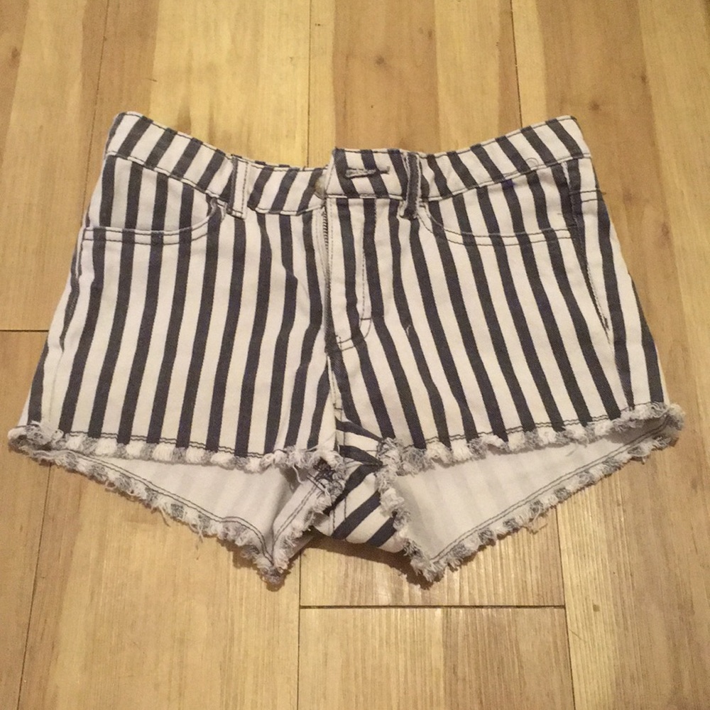 H&M Semi High Waisted Jean Shorts